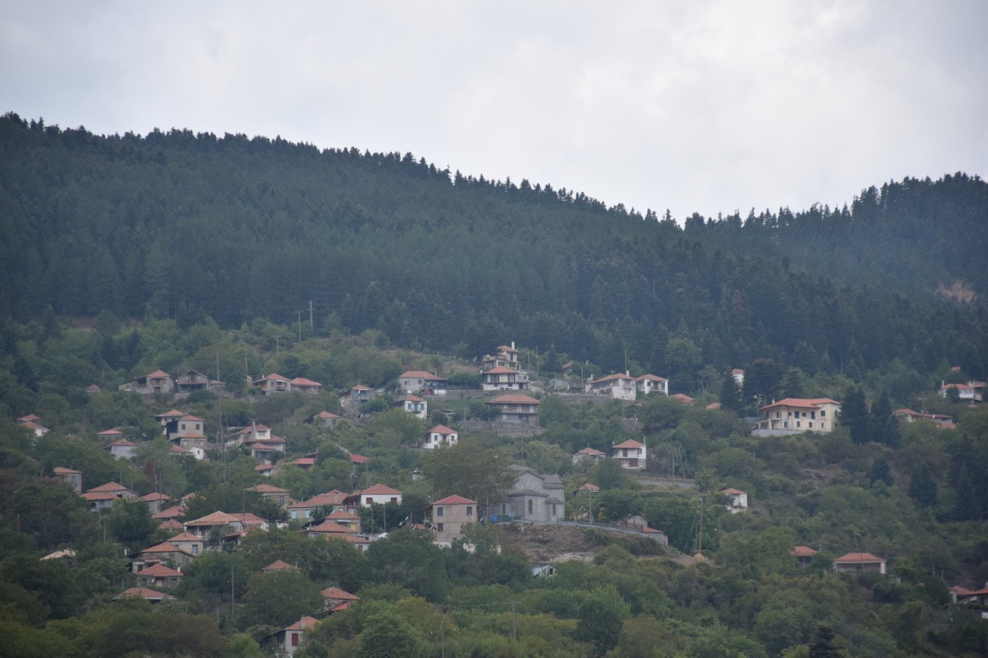 Στα Δυτικά Βαρδούσια, με την εθελοντική ομάδα Wheeling2Help