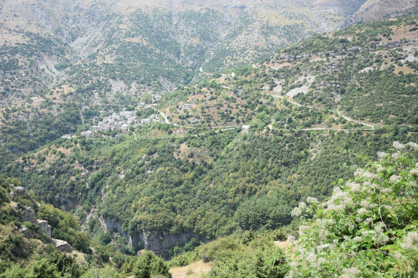 Η επανασύνδεση του παραδοσιακού μονοπατιού: Μέτσοβο - Ανήλιο - Μάντρα Χότζα - Χαλίκι - Στουρνάρα - Καλαρρύτες/Συρράκο