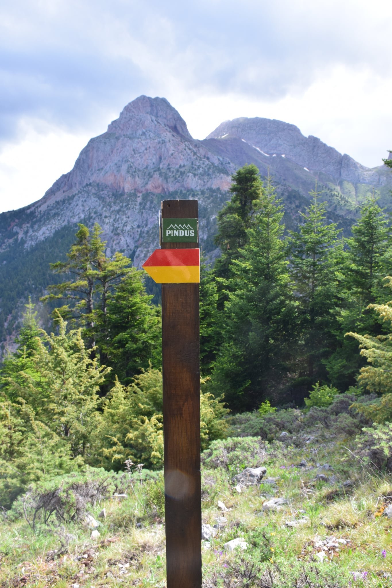Completion of the Pindus Trail Day Section: Athanasios Diakos – Vardousia mt Refuge - Artotina